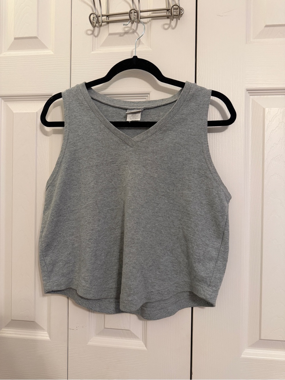 Gray Cropped V Neck Tank Top Soft Knit Lounge Gym Minimalist Basic